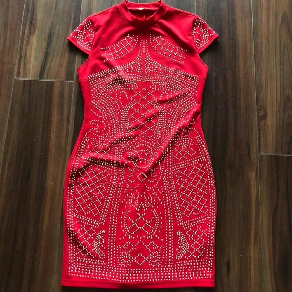 Dress - Picture 2 of 4